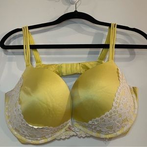 Very Sexy Victoria’s Secret Bra